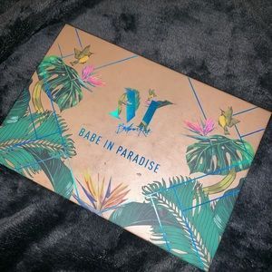 Morphe and Bretman rock highlighter palette